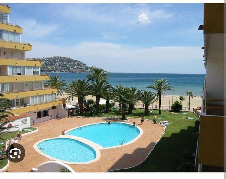 Holiday Center Apartamento Vistas Mar, Acceso Directo Playa Y Piscina ロザス エクステリア 写真